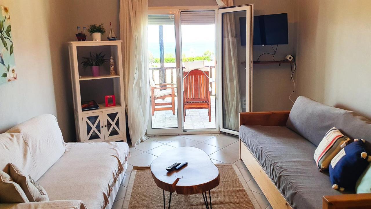 Apartment Anemos Deluxe Poseidi