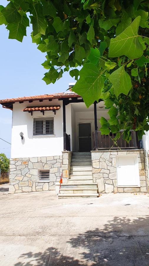 Anemos Deluxe Poseidi Apartment