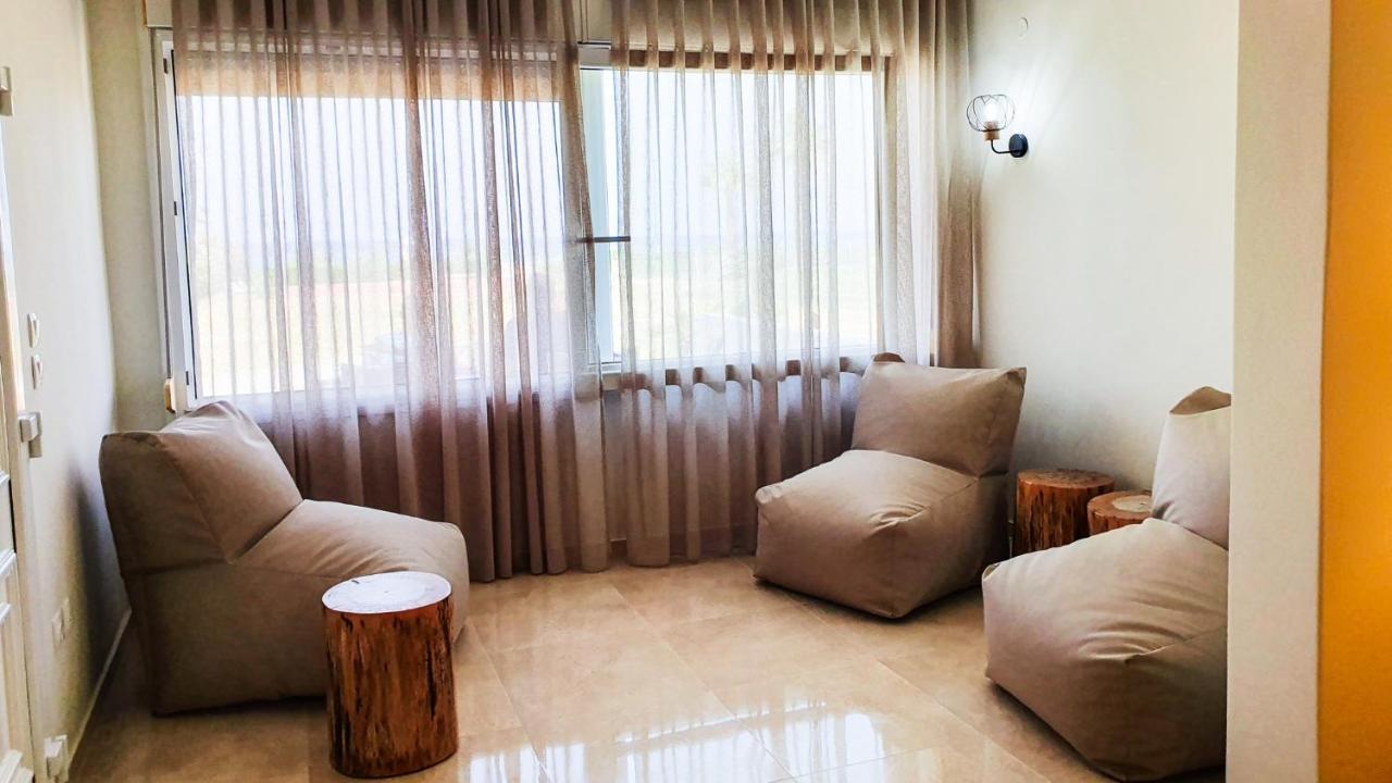 Anemos Deluxe Poseidi Apartment