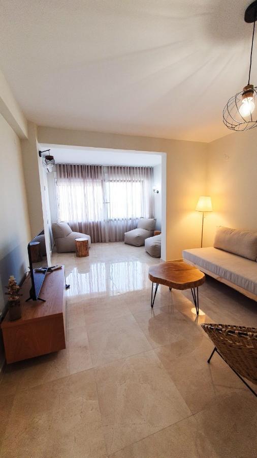 Apartment Anemos Deluxe Poseidi